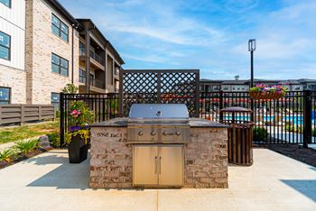 Fire pit and grilling area